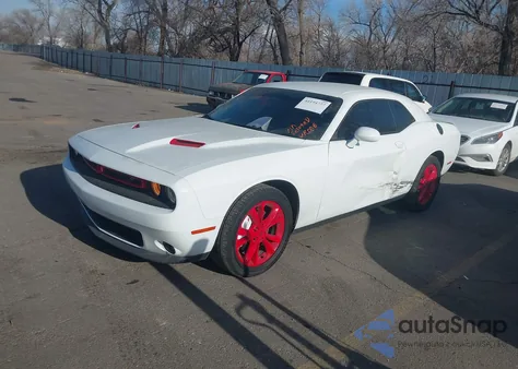 2020 Dodge Challenger Sxt Awd z USA, uszkodzony, nr VIN 2C3CDZGG9LH226227